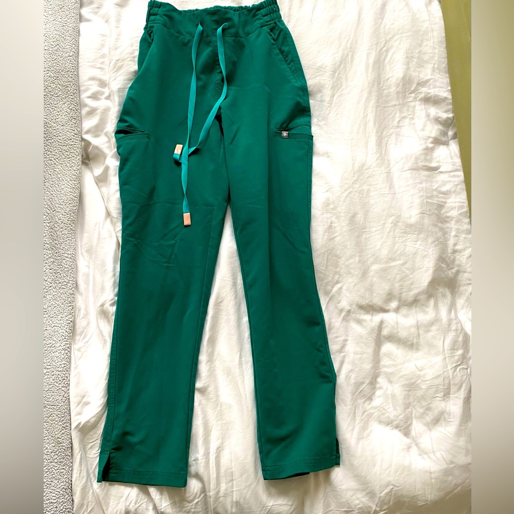 FIGS Hunter Green Evans - Petite Skinny Scrub Pants - XS